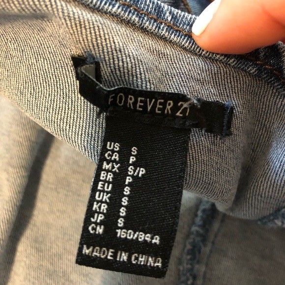 Forever 21 Denim halter top - Picture 3 of 3